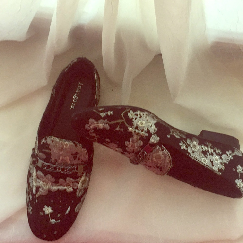 Patterned shoes